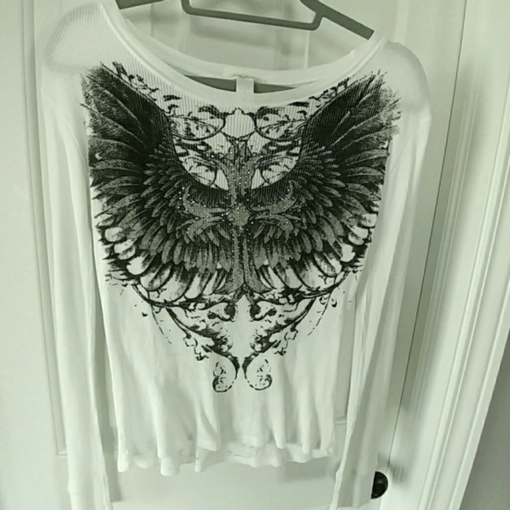White waffle graphic long-sleeved